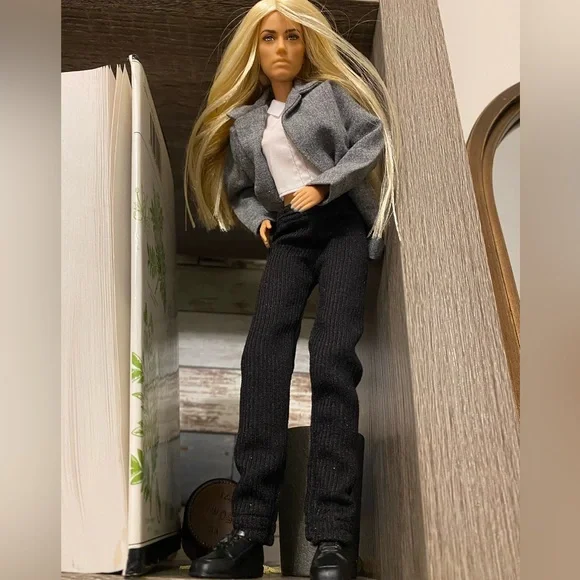 It’s Amber. - Picture 5 of 6